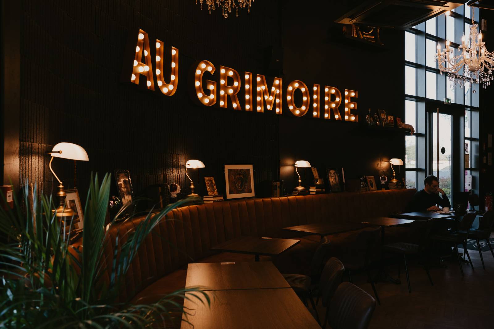 Transformation complete d'un local en restaurant thématique