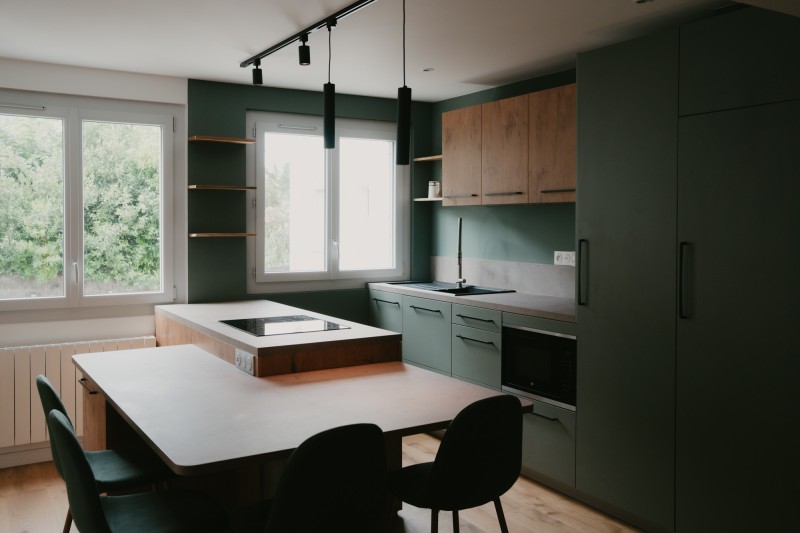 Rénovation complète d’un appartement à Biarritz par un architecte d’intérieur
