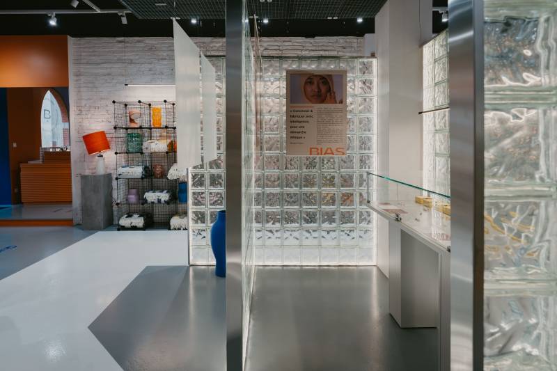 Transformation d'un espace commercial en concept store à Toulouse par un architecte d'intérieur.