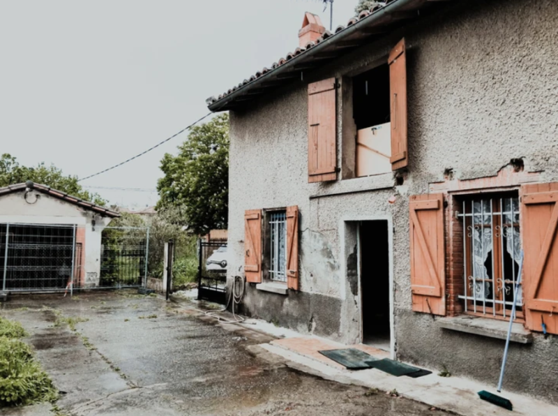 Recherche architecte d'intérieur pour rénover entièrement une maison à Toulouse.  