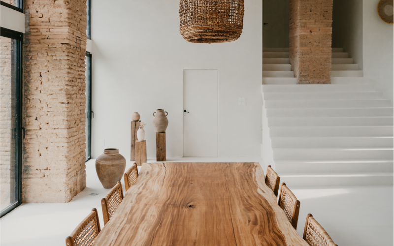 Aménagement intérieur et extérieur : rénover une ferme avec style et confort.