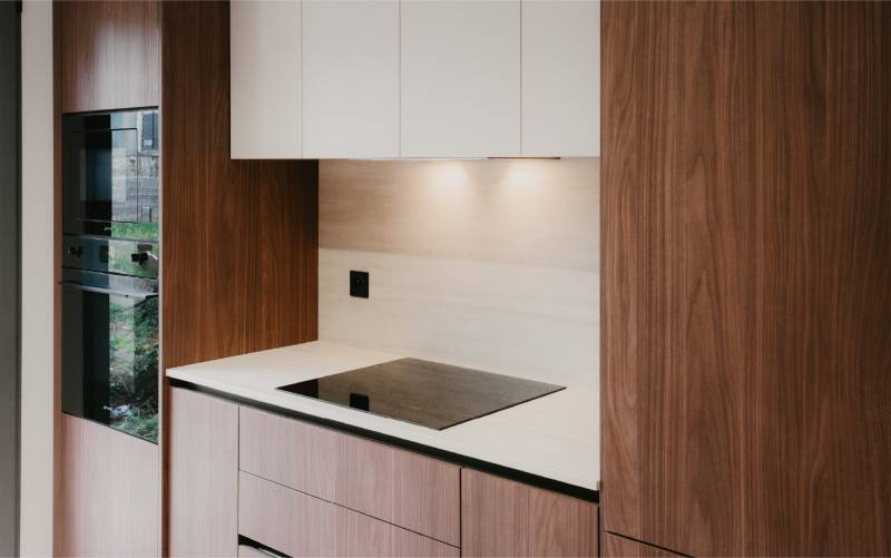 Aménagement d’une petite cuisine élégante et fonctionnelle à l’Union (31).