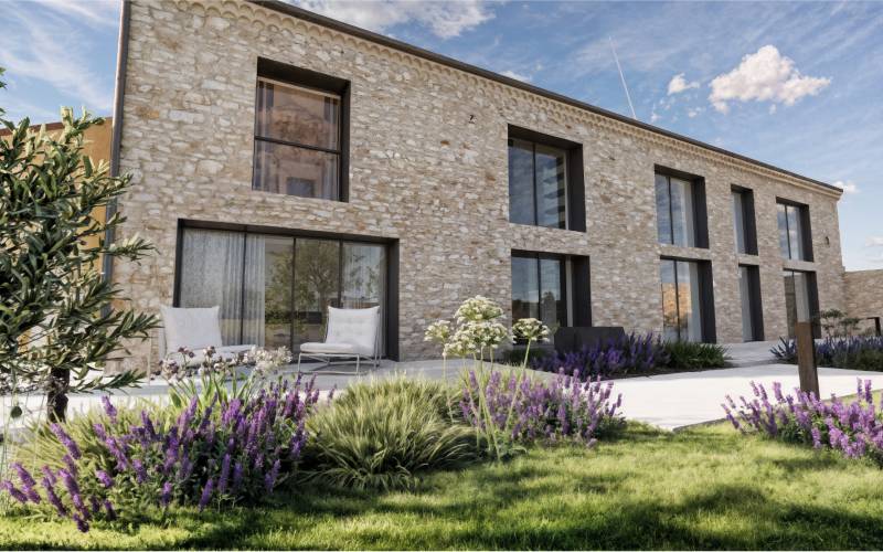 Maison de famille rénovée à Montesquiou : volumes, lumière et matières.