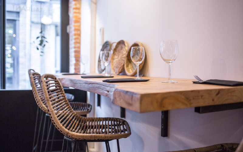 Rénovation d'un local en restaurant moderne sur Toulouse