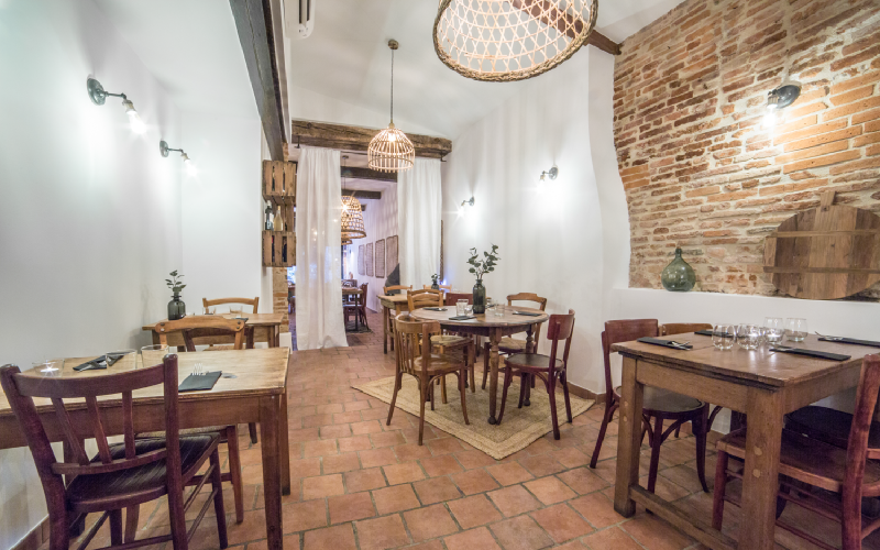 Création d'une ambiance unique pour un restaurant toulousain par un architecte d'intérieur