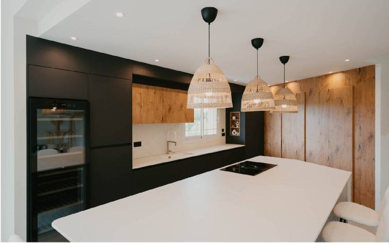 Recherche architecte d'intérieur à Toulouse pour une transformation élégante de cuisine.